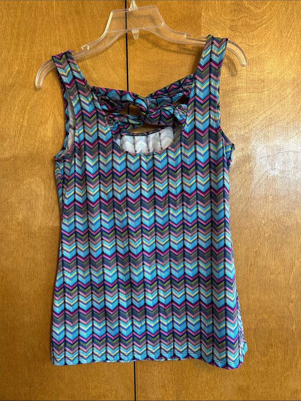 Women’s Multicolor Chevron Tank Top - Sleeveless Casual - Picture 2 of 5